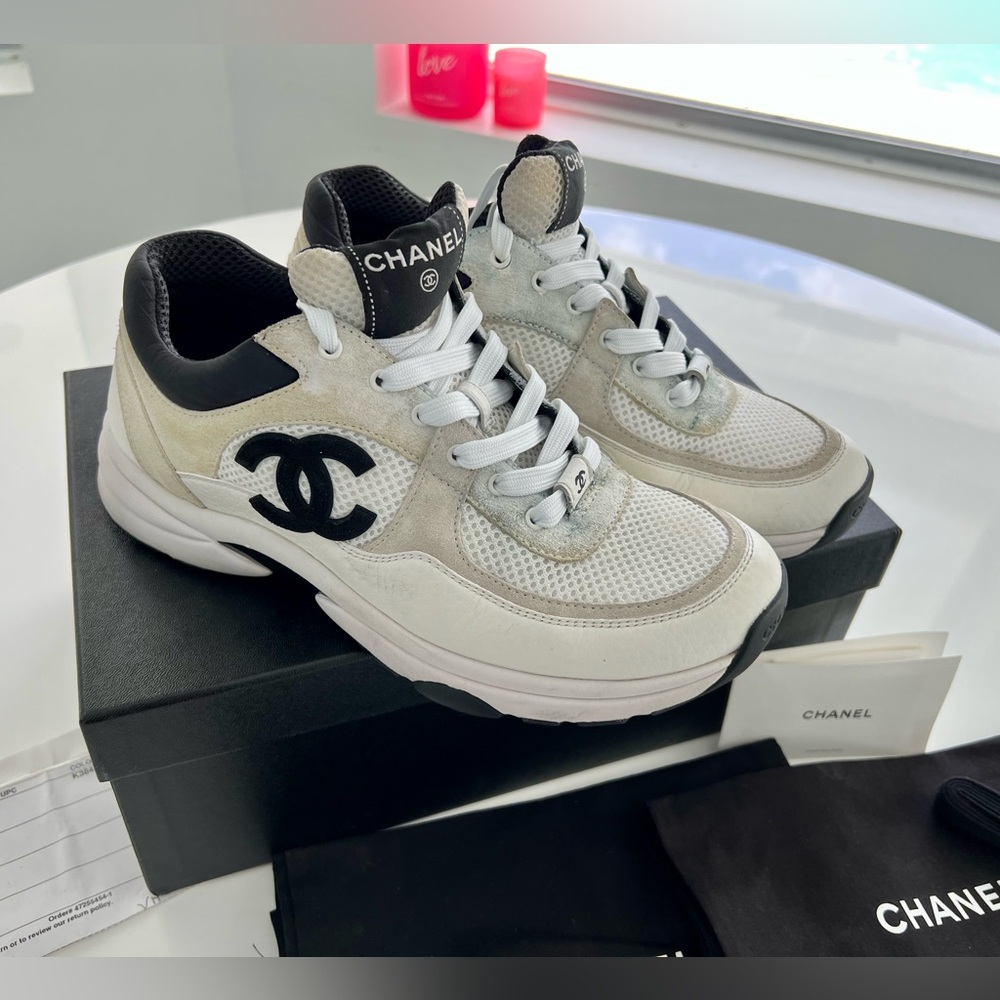 Chanel Sneakers Trainer Logo White Size 39,5